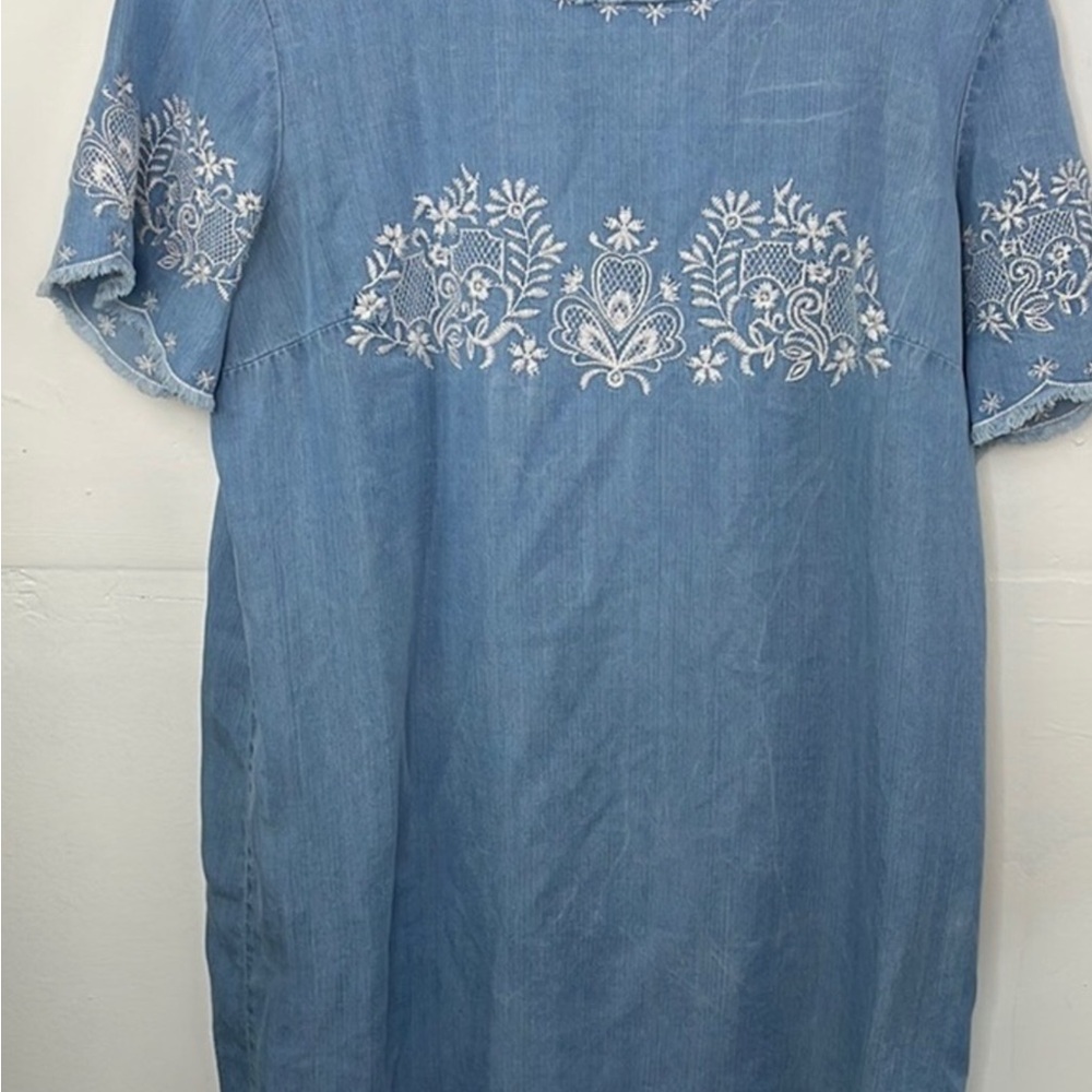 FOREVER 21 Women Blue Embroidered Shift Dress size XL
